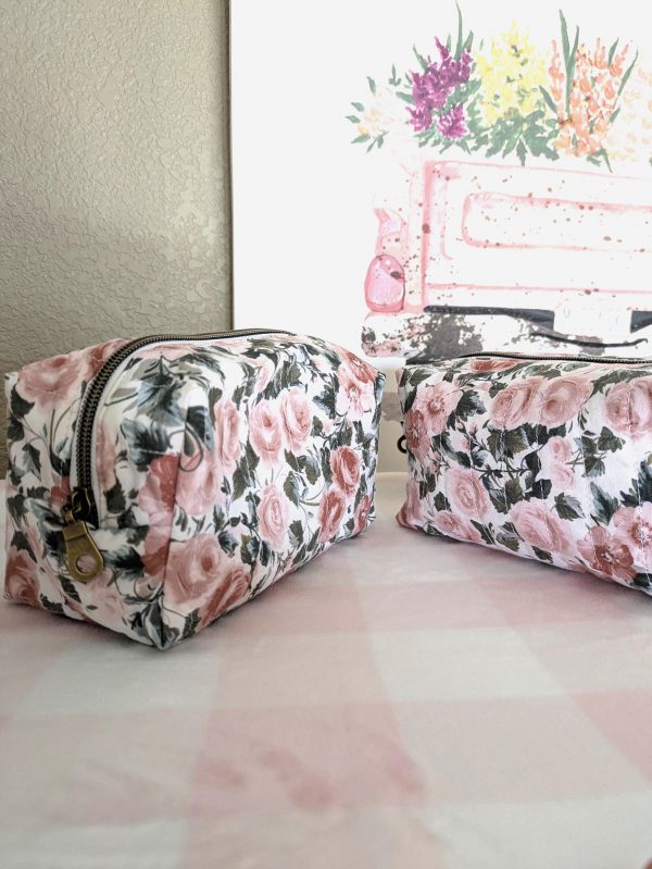 Vintage Rose Quilted Makeup Bag Handmade - Image 2