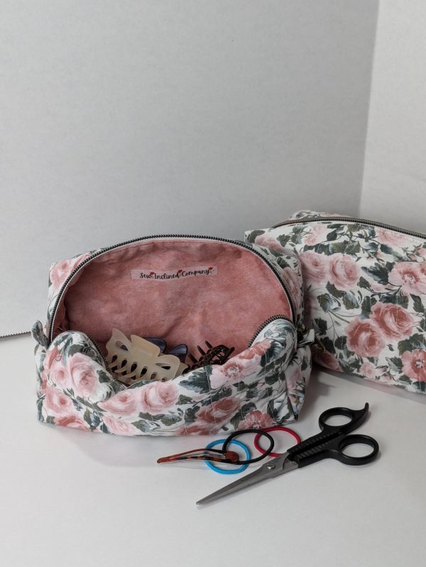 Vintage Rose Quilted Makeup Bag Handmade - Image 6