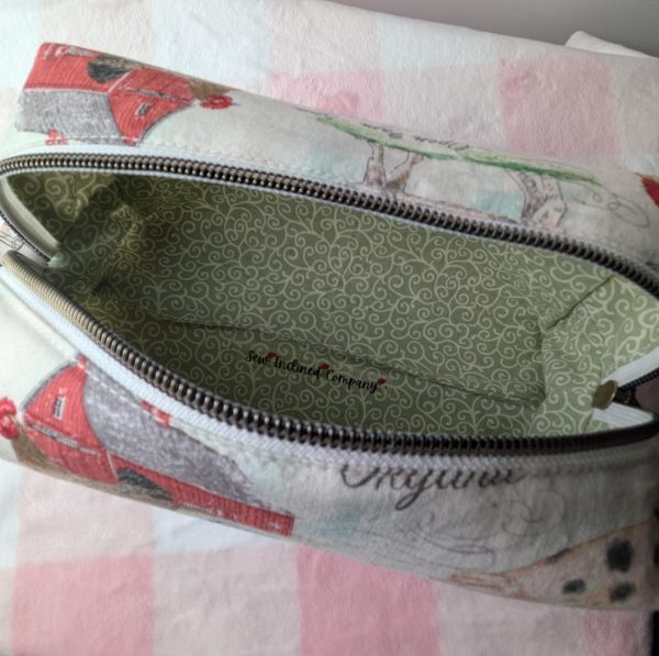 Country Farmhouse Quilted Makeup Bag Handmade